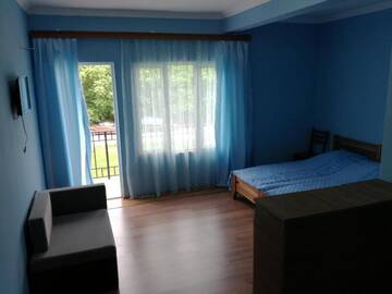 Фото номера Трехместный номер с душем Гостевой дом Shekvetili+ г. Шекветили 10
