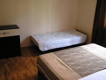 Фото номера Стандартный трехместный номер Проживание в семье Private Cottage at the Black sea г. Шекветили 4