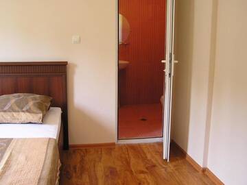 Фото номера Стандартный трехместный номер Проживание в семье Private Cottage at the Black sea г. Шекветили 3
