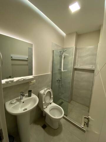 Фото номера Двухместный номер с 1 кроватью с видом на море Отель Home Hotel г. Шекветили 3