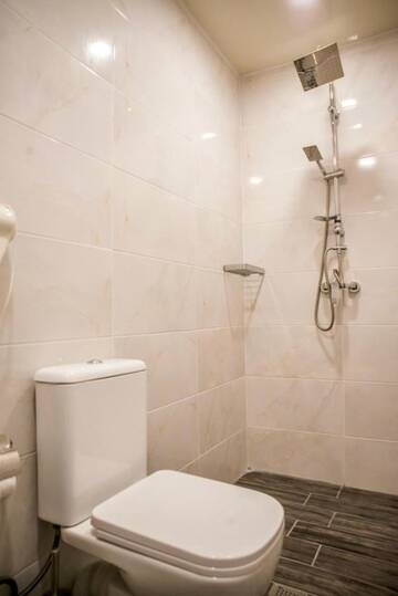 Фото номера Люкс, вид на море Отель Hotel Scala г. Шекветили 3